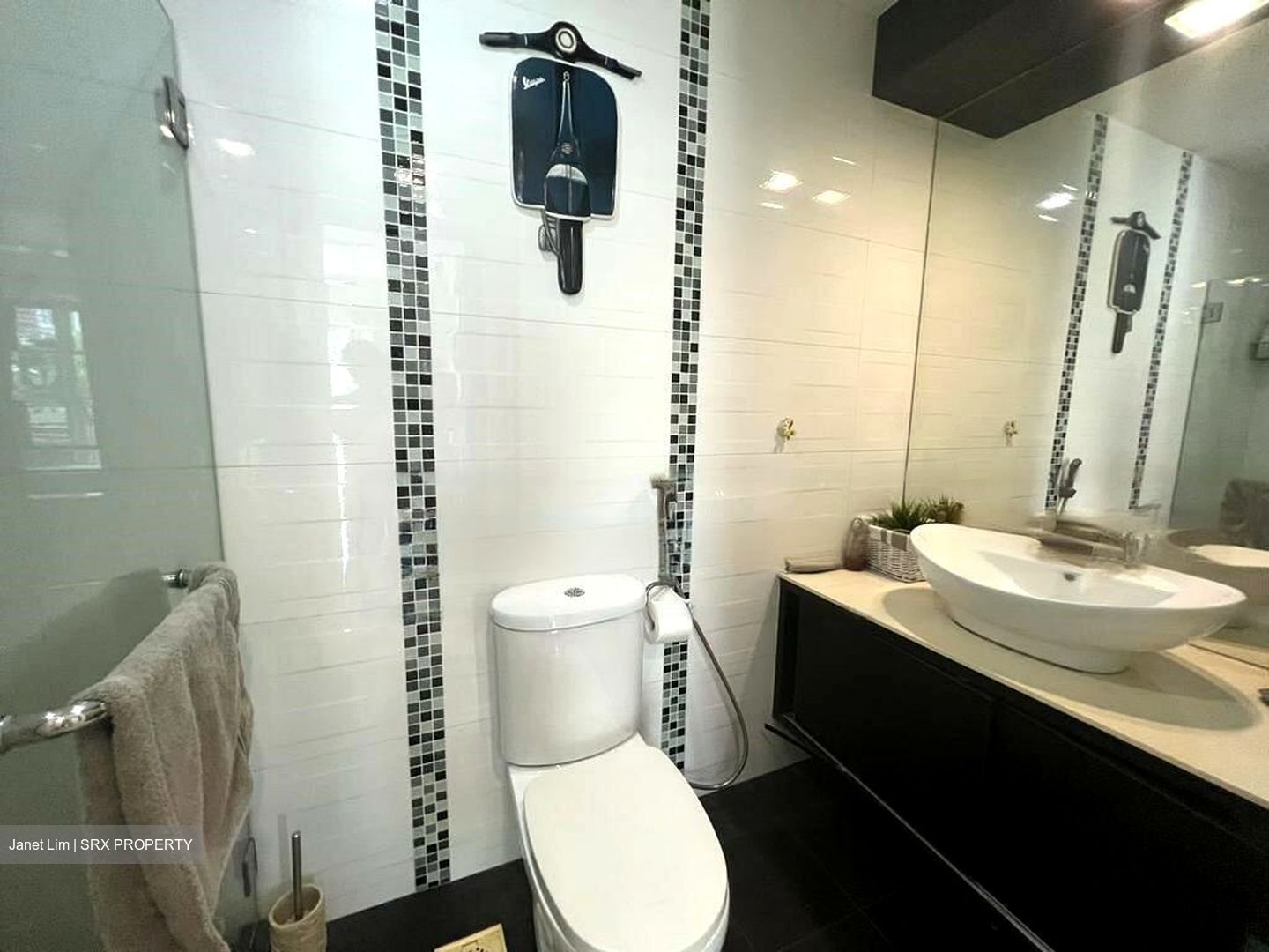 Sunrise Gardens (D28), Condominium #638239751